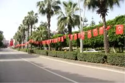 Sosyal mesafeli, maskeli 19 Mayıs Sosyal mesafeli, maskeli 19 Mayıs
