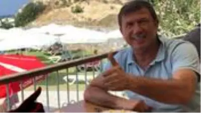 Yabancı futbolcuların korona nedeniyle yaptığı yüzde 15'lik maaş indirimine Tanju Çolak'tan eleştiri: Dalga mı geçiyorlar? Yabancı futbolcuların korona nedeniyle yaptığı yüzde 15'lik maaş indirimine Tanju Çolak'tan eleştiri: Dalga mı geçiyorlar?