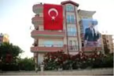 Tokat'ta balkonlarda İstiklal Marşı okundu