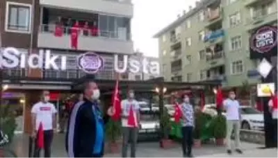 Tunceli tek yürek oldu, saat 19.19'da İstiklal Marşı'nı okudu