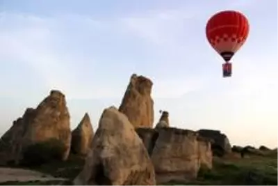 Türkiye'nin ilk yerli balonu Atatürk ve Türk Bayrağı ile havalandı