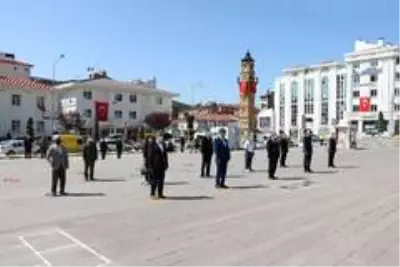 Yozgat'ta 19 Mayıs, sosyal mesafeli ve maskeli kutlandı