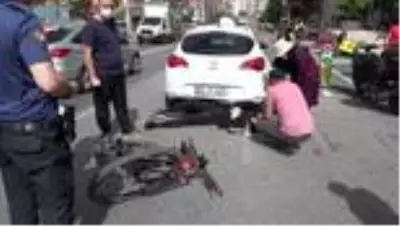 BEYLİKDÜZÜ'NDE SOKAĞA ÇIKARAK BİSİKLETE BİNEN ÇOCUĞA OTOMOBİL ÇARPTI BEYLİKDÜZÜ'NDE SOKAĞA ÇIKARAK BİSİKLETE BİNEN ÇOCUĞA OTOMOBİL ÇARPTI