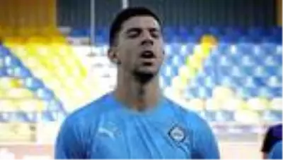 Cenk Özkaçar için Fenerbahçe ve Galatasaray iddiası Cenk Özkaçar için Fenerbahçe ve Galatasaray iddiası