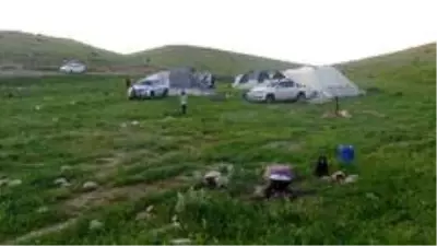 Göçerlerin yaylalara yolculuğu başladı Göçerlerin yaylalara yolculuğu başladı