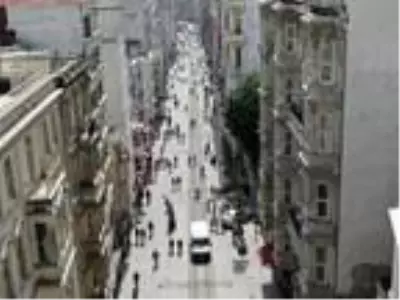 İstiklal Caddesi'ndeki yoğunluk havadan fotoğraflandı