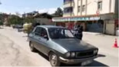 Karantinadan firar edenlerin olduğu mahallede süre uzatıldı Karantinadan firar edenlerin olduğu mahallede süre uzatıldı