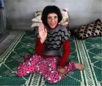Engelli kızının maaş kartını alan baba, yasak aşkıyla kaçtı Engelli kızının maaş kartını alan baba, yasak aşkıyla kaçtı