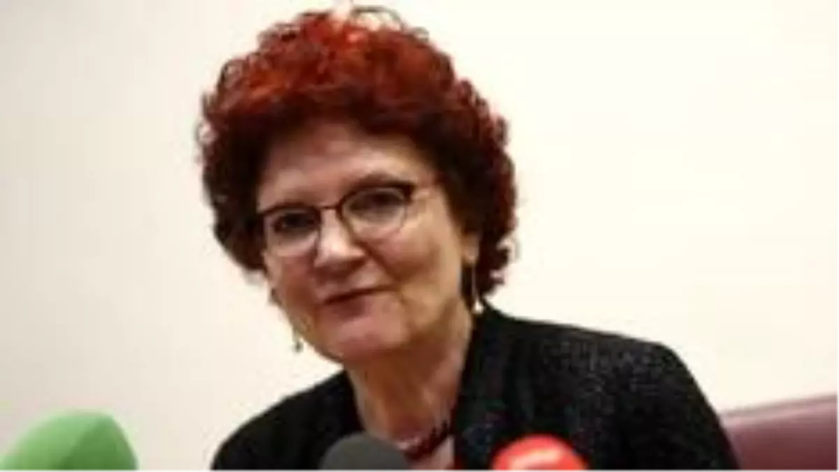 Koronavirüs: AB'nin Covid-19'la mücadele danışmanı, 'Avrupa ikinci dalgaya hazıranmalı lıklı...