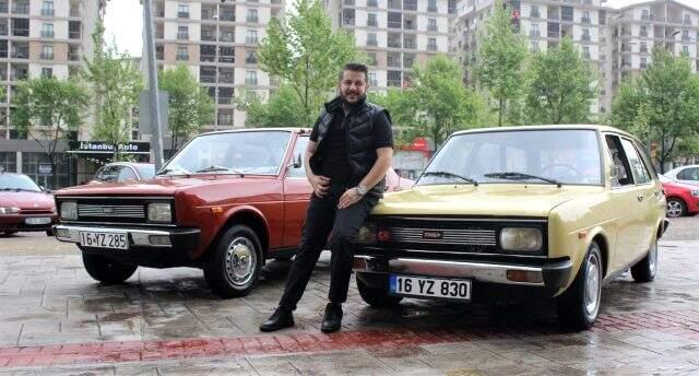 Otomobil meraklısı genç, 40 yıllık araçları sıfır araç fiyatına satıyor Otomobil meraklısı genç, 40 yıllık araçları sıfır araç fiyatına satıyor