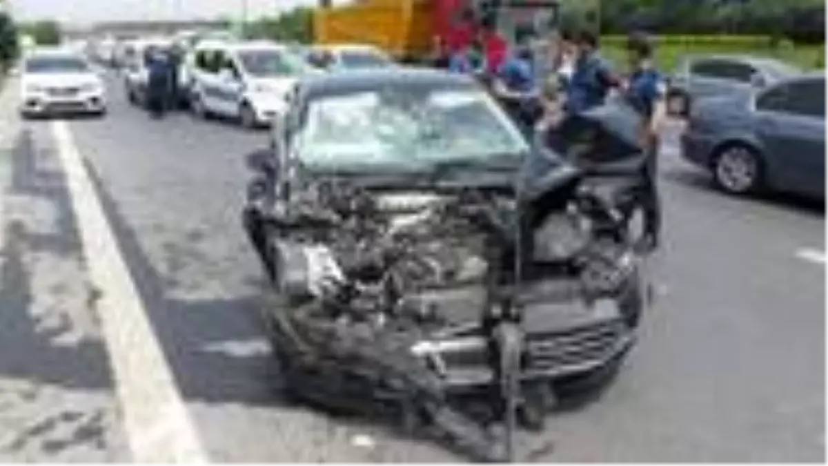 Son dakika: TEM otoyolunda meydana gelen kazada AK Partili milletvekili Atilla Ödünç yaralandı