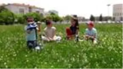 Uşak'ta çocuklar park ve oyun alanlarına akın etti Uşak'ta çocuklar park ve oyun alanlarına akın etti