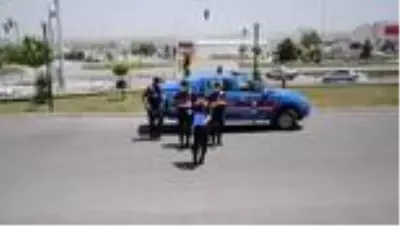 5 ayrı suçtan aranan firari hükümlü tutuklandı 5 ayrı suçtan aranan firari hükümlü tutuklandı