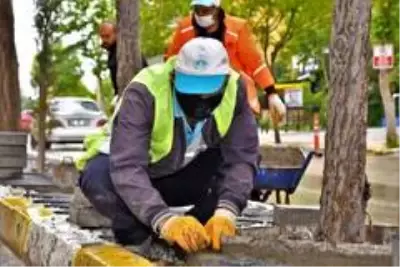 Aksaray Belediyesi şehir genelinde güzelleştirme çalışması başlattı Aksaray Belediyesi şehir genelinde güzelleştirme çalışması başlattı
