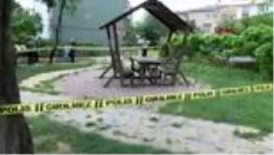 ATAŞEHİR’DE PARKTA BABA OĞLUNU ÖLDÜRDÜ