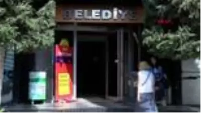 BALIKESİR Erdek Belediyesi’nden 18 aydır maaşını alamıyor