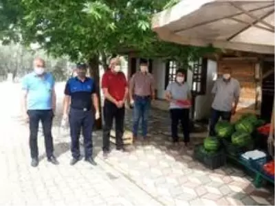 Berberler, kuaförler ve güzellik salonları denetledi Berberler, kuaförler ve güzellik salonları denetledi