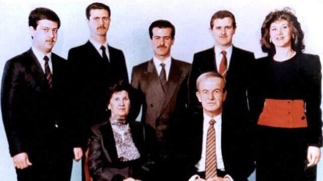 Beşar Esad'ın kuzeni Rami Makluf gözden düştü: Suriye'nin yönetici ailesinde çatlaklar Beşar Esad'ın kuzeni Rami Makluf gözden düştü: Suriye'nin yönetici ailesinde çatlaklar
