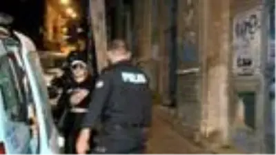 Eğlence kanlı bitti! Yaraladıkları şahsı da alıp kaçtılar Eğlence kanlı bitti! Yaraladıkları şahsı da alıp kaçtılar