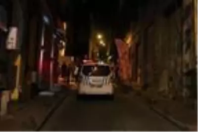 Eğlence kanlı bitti! Yaraladıkları şahsı da alıp kaçtılar Eğlence kanlı bitti! Yaraladıkları şahsı da alıp kaçtılar