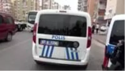 Bıçaklama şüphelisinden polise: 'Tutuklanacak mıyım şimdi?' Bıçaklama şüphelisinden polise: 'Tutuklanacak mıyım şimdi?'