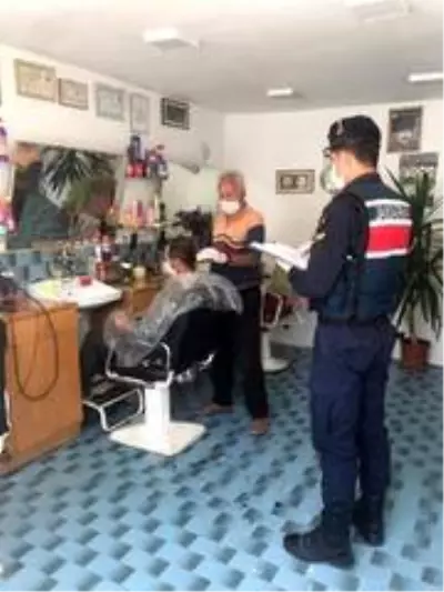 Burdur'da jandarmadan Covid-19 denetimi Burdur'da jandarmadan Covid-19 denetimi