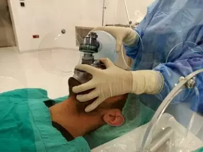 Bursa il Sağlık Müdürü Uzm. Dr. Halim Ömer Kaşıkcı: 'rehavete kapılmamalıyız' Bursa il Sağlık Müdürü Uzm. Dr. Halim Ömer Kaşıkcı: 'rehavete kapılmamalıyız'