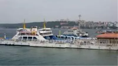 Çanakkale'de sokağa çıkma kısıtlamasında feribot saatlerine düzenleme Çanakkale'de sokağa çıkma kısıtlamasında feribot saatlerine düzenleme