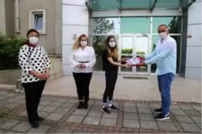 'Çocuk Gözüyle 100. Yılında 23 Nisan' ödülleri sahiplerini buldu