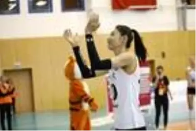 Eczacıbaşı VitrA'da Yeon Koung Kim'den veda Eczacıbaşı VitrA'da Yeon Koung Kim'den veda