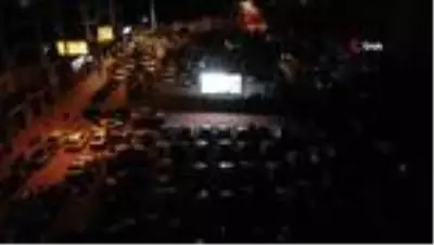 Elazığ’da arabada nostaljik sinema etkinliği