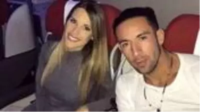 Fenerbahçeli Mauricio Isla'nın model eşiyle yaptığı dans beğeni topladı Fenerbahçeli Mauricio Isla'nın model eşiyle yaptığı dans beğeni topladı
