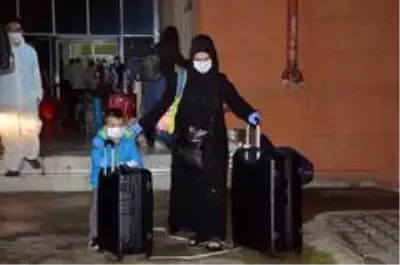 Karantina yurtlarından vatandaşların tahliyeleri sürüyor Karantina yurtlarından vatandaşların tahliyeleri sürüyor