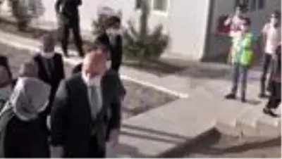 KONYA Bakan Karaismailoğlu'nun konvoyunda zincirleme kaza 4 yaralı KONYA Bakan Karaismailoğlu'nun konvoyunda zincirleme kaza 4 yaralı