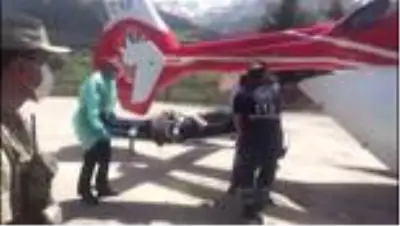 Mantardan zehirlenen kişi ambulans helikopterle Trabzon’a götürüldü