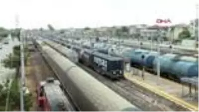 SAKARYA Marmaray'dan geçerek Avrupa'ya otomotiv yedek parça ve beyaz eşya götürecek SAKARYA Marmaray'dan geçerek Avrupa'ya otomotiv yedek parça ve beyaz eşya götürecek