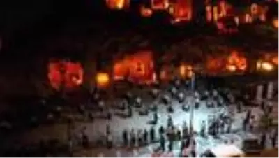 ŞANLIURFA Büyükşehir Belediyesi’nden 120 davulcuya bayram bahşişi