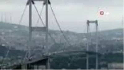 Sokağa çıkma kısıtlaması öncesi 15 Temmuz Şehitler Köprüsü'nde trafik böyle görüntülendi Sokağa çıkma kısıtlaması öncesi 15 Temmuz Şehitler Köprüsü'nde trafik böyle görüntülendi