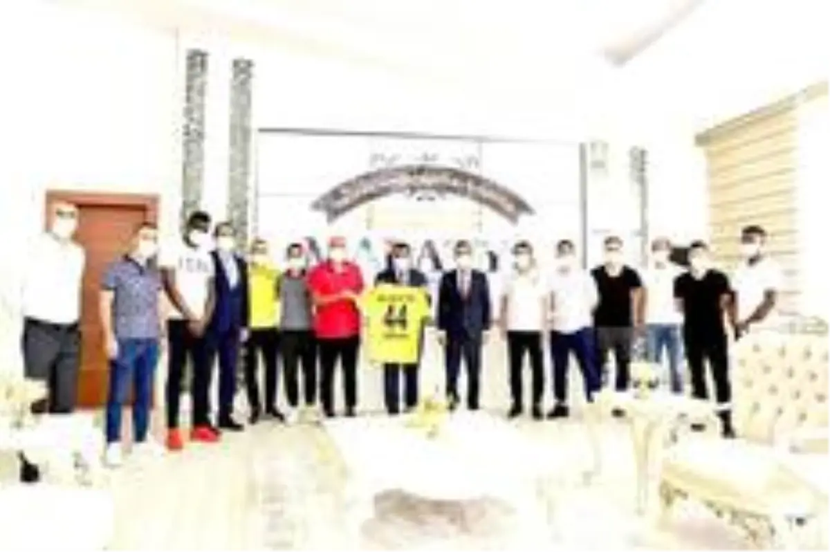 Yeni Malatyaspor'dan Başkan Gürkan'a teşekkür ziyareti