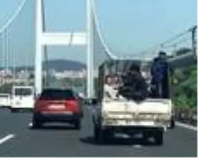 Fatih Sultan Mehmet Köprüsü üzerinde korona ve trafik kurallarını hiçe sayan yolculuk Fatih Sultan Mehmet Köprüsü üzerinde korona ve trafik kurallarını hiçe sayan yolculuk