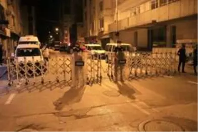 Alparslan Kuytul'dan korona virüs tedbirlerine yönelik provokasyon girişimi Alparslan Kuytul'dan korona virüs tedbirlerine yönelik provokasyon girişimi