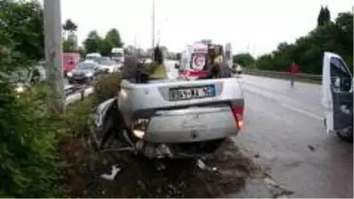 Annelerini memleketlerine götürürken aynı yerde kaza yaptılar: 1 ölü, 4 yaralı