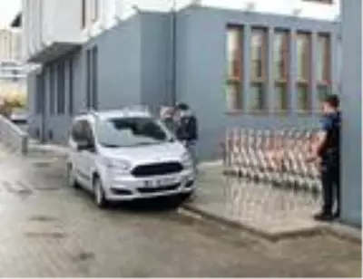 Ataşehir'de parkta oğlunu öldüren baba adliyeye sevk edildi