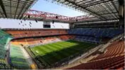 Milan ile Inter'in maçlarını oynadığı San Siro Stadı yıkılıyor