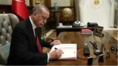AK Parti, koronavirüs sürecine ilişkin yaptırdığı anketin sonucunu paylaştı AK Parti, koronavirüs sürecine ilişkin yaptırdığı anketin sonucunu paylaştı