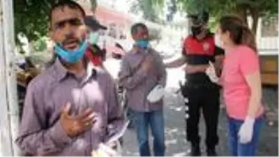 'Dua kitabı satmıyorum, okuyorum' diyen dilenci, Sübhaneke'yi okuyamadı 'Dua kitabı satmıyorum, okuyorum' diyen dilenci, Sübhaneke'yi okuyamadı