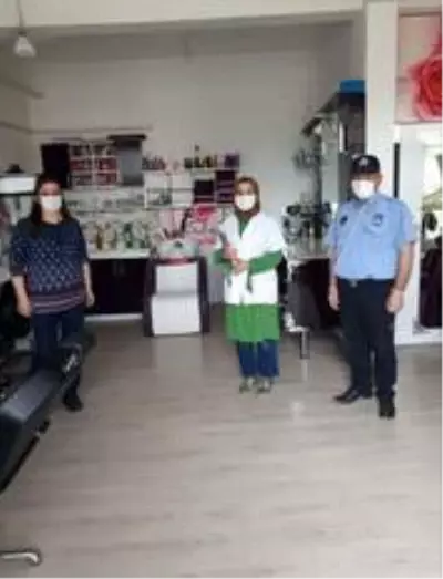 Dumlupınar'da berber ve kuaförler denetlendi