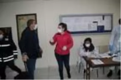 Düzce'de karantina süreleri dolan 86 kişi evlerine gönderildi