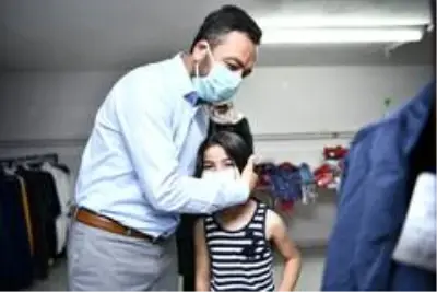 Elbistan Belediyesi Yetim Koordinasyon Merkezi'nden 1300 yetime bayram hediyesi Elbistan Belediyesi Yetim Koordinasyon Merkezi'nden 1300 yetime bayram hediyesi