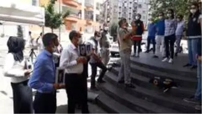 Evlat nöbetindeki babadan HDP'li vekile tepki Evlat nöbetindeki babadan HDP'li vekile tepki